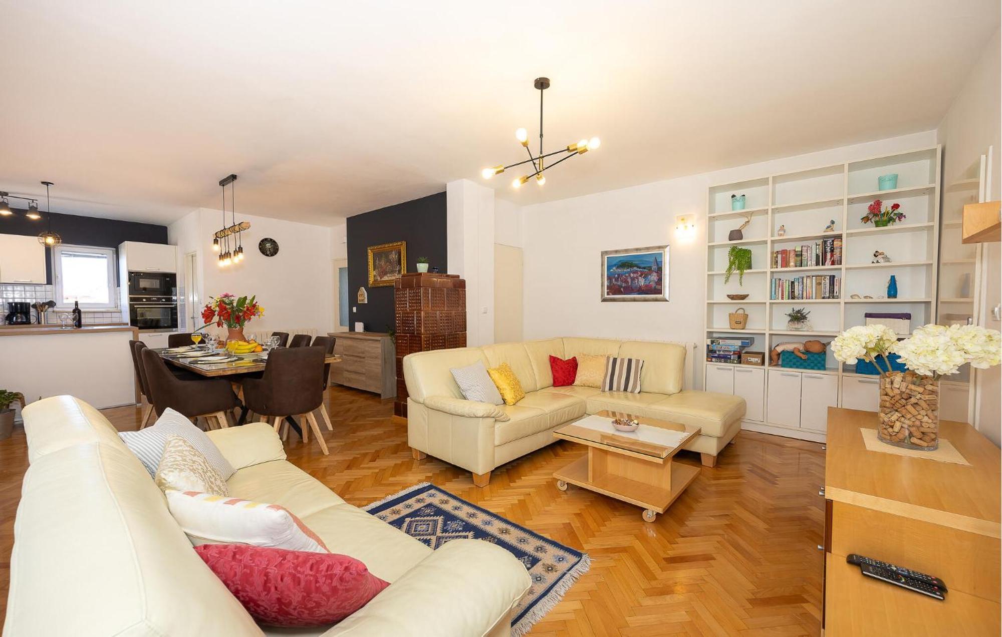 Beautiful In With Kitchen Makarska
