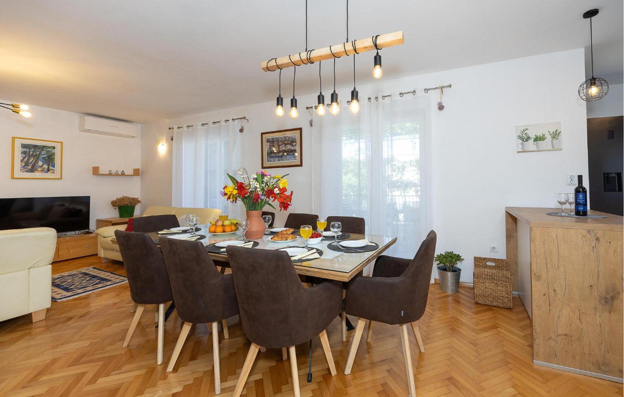 Beautiful In With Kitchen * Makarska
